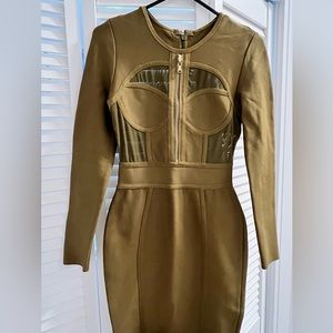 Size: S olive green bodycon dress